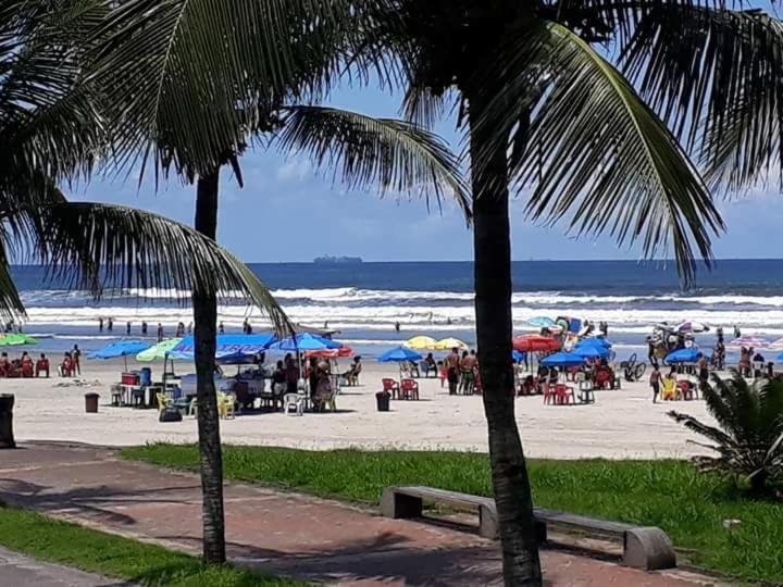Frente Mar Piscina Churrasqueira Wifi Garagem Portaria 24Hs Apartament Solemar Zewnętrze zdjęcie
