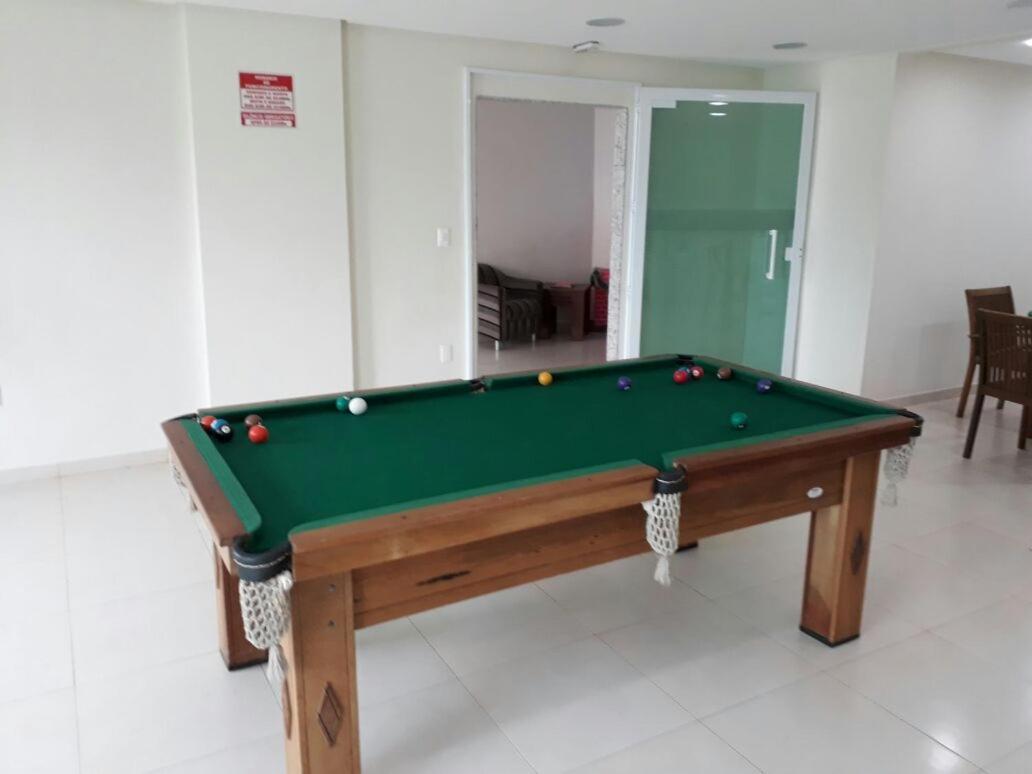 Frente Mar Piscina Churrasqueira Wifi Garagem Portaria 24Hs Apartament Solemar Zewnętrze zdjęcie